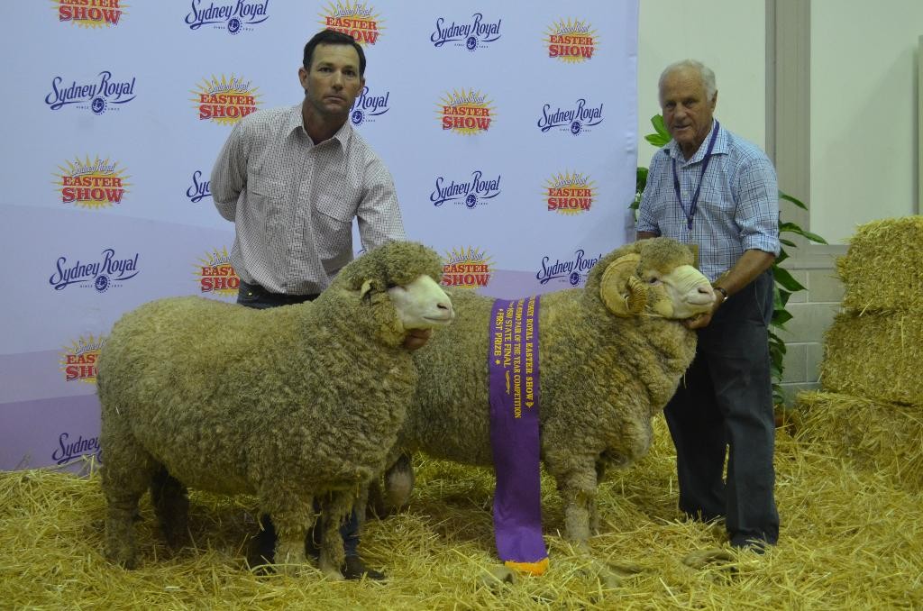 Shane Rule and John McLaren holding winning 2015 Sydney August shorn Pair